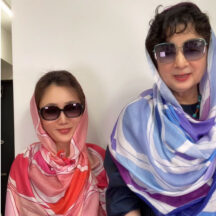 夏はストールの真知子巻きとサングラスでUV対策！